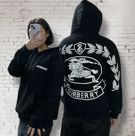 버버리 빅로고 후드티