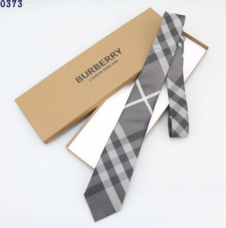 BB 체크 넥타이